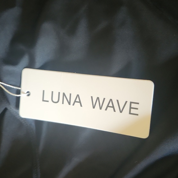 Luna Wave one piece bathing suit - Picture 2 of 2